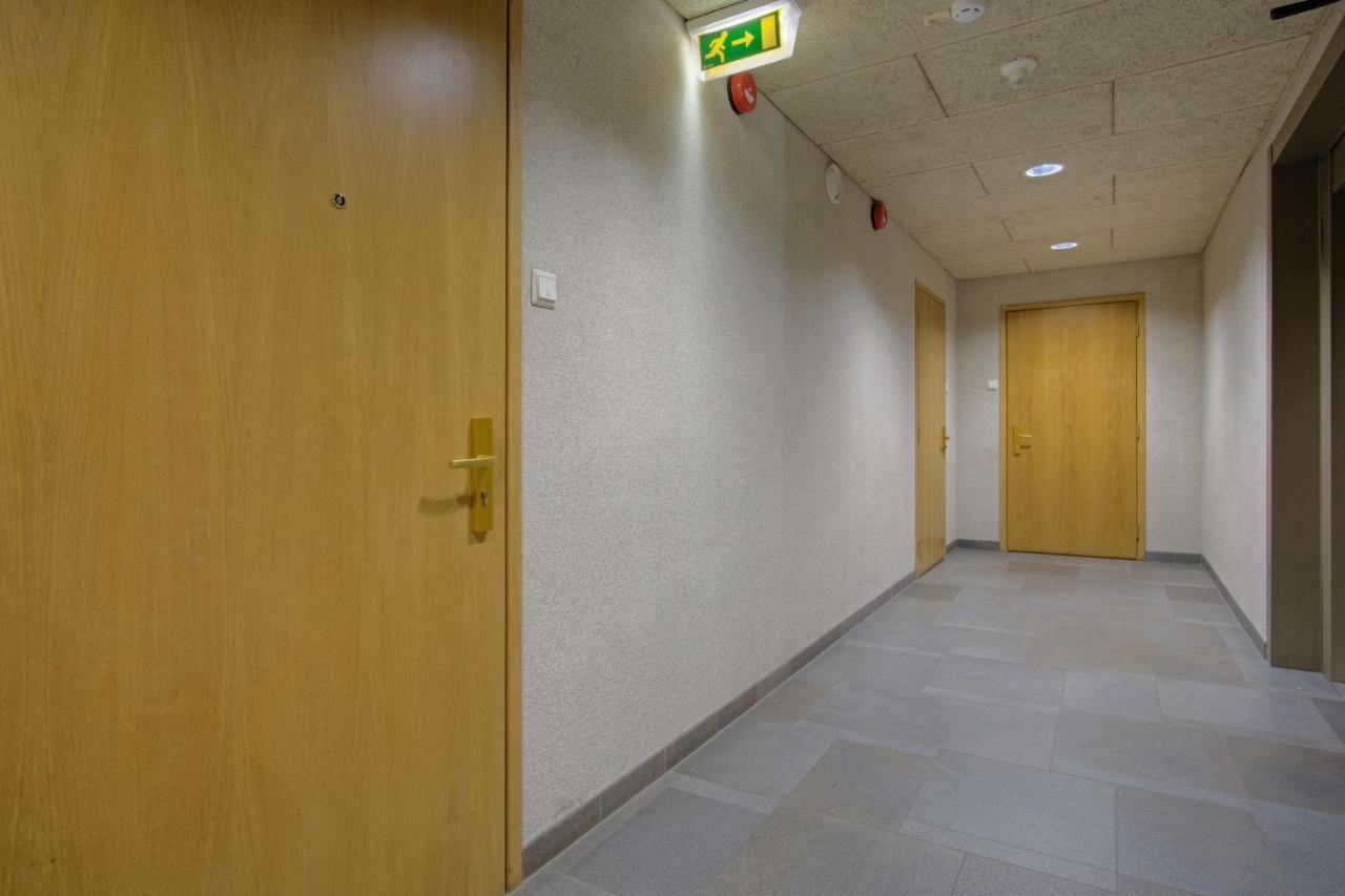Studio Apartment In Quiet Heart Of Everything Tallinn Exterior photo