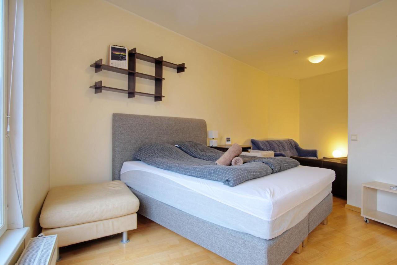 Studio Apartment In Quiet Heart Of Everything Tallinn Exterior photo
